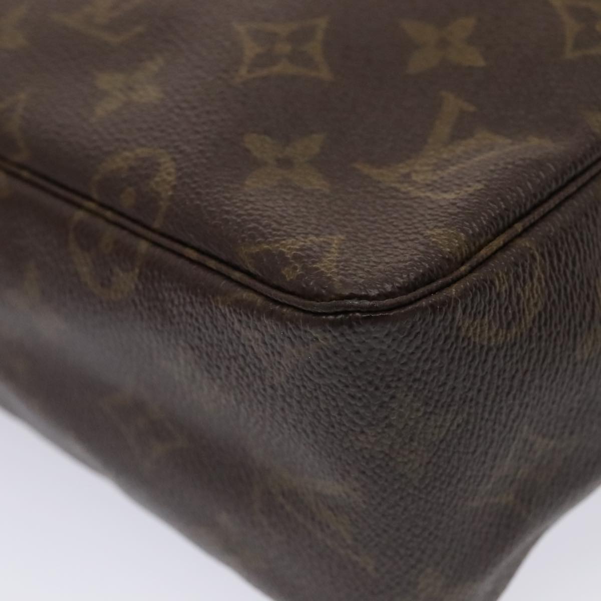 LOUIS VUITTON Monogram Trousse Toilette 28 Clutch Bag M47522 LV Auth ki4842