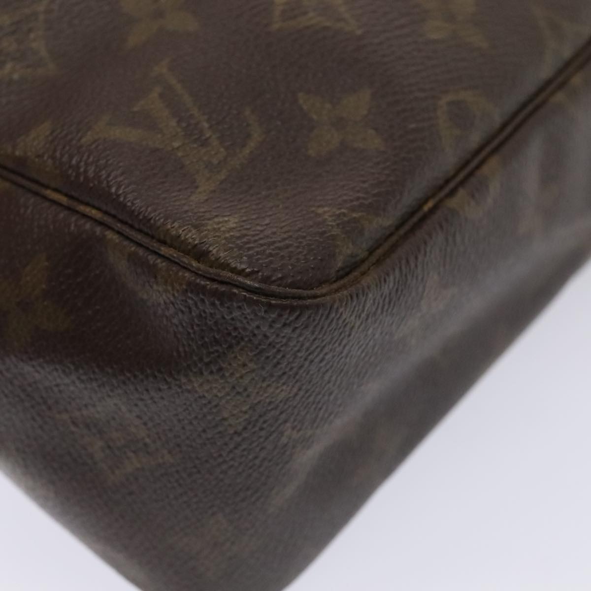 LOUIS VUITTON Monogram Trousse Toilette 28 Clutch Bag M47522 LV Auth ki4842