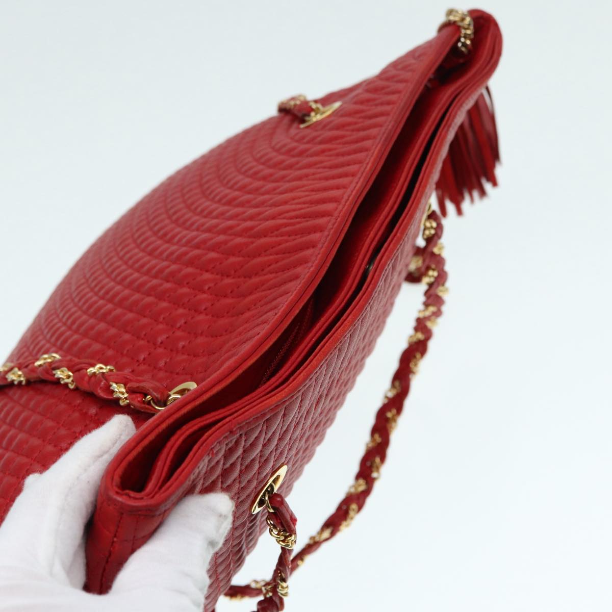 BALLY Matelasse Chain Shoulder Bag Leather Red Gold Auth ki4874