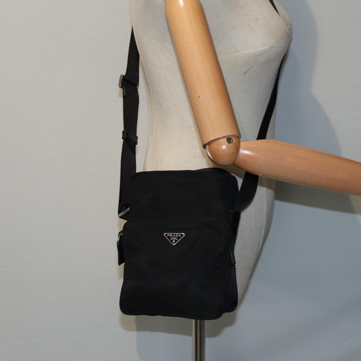 PRADA Shoulder Bag Nylon Black Auth ki4915