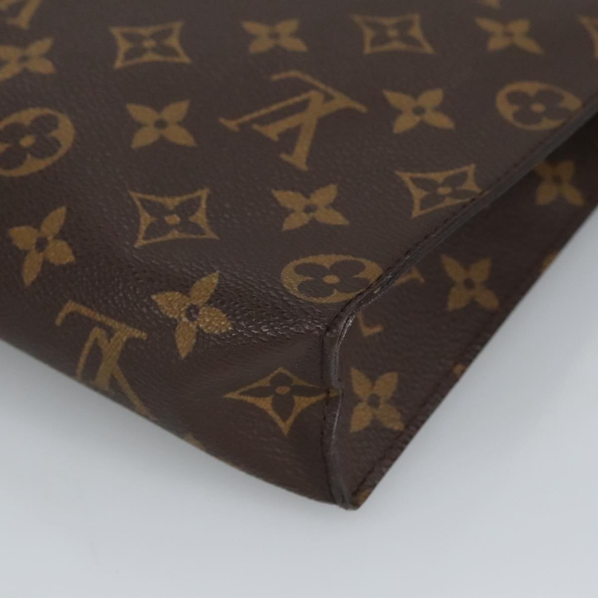 LOUIS VUITTON Monogram Poche Toilette 26 Pouch M47542 LV Auth ki5082