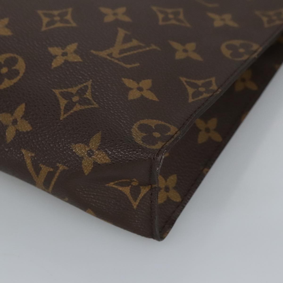 LOUIS VUITTON Monogram Poche Toilette 26 Pouch M47542 LV Auth ki5082