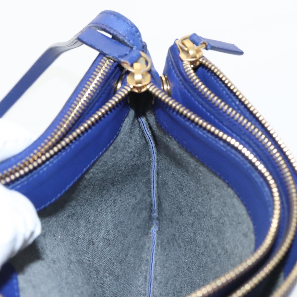 CELINE Trio Shoulder Bag Leather Blue Gold Auth ki5102