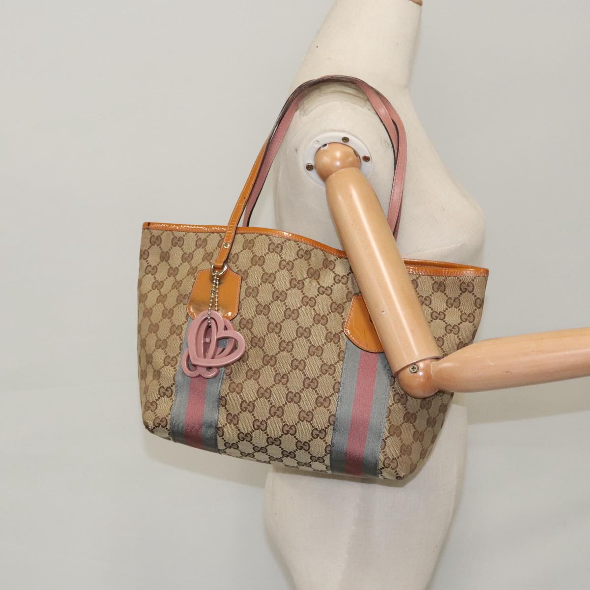 GUCCI GG Canvas Sherry Line Tote Bag Beige Gray Gold 211971 Auth ki5216