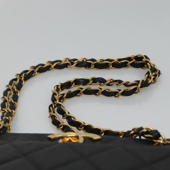 CHANEL Matelasse Chain Shoulder Bag Caviar Skin Black Gold CC Auth ki5432