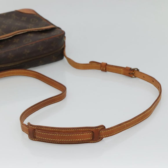 LOUIS VUITTON Monogram Trocadero 30 Shoulder Bag M51272 LV Auth ki5481