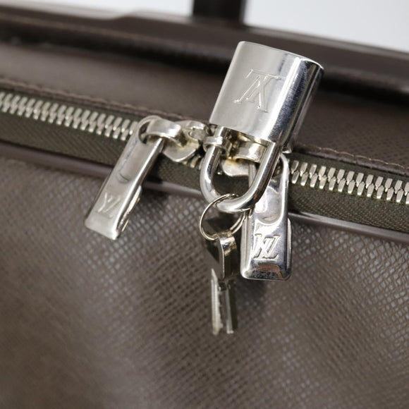 LOUIS VUITTON Taiga Pegas 45 Suitcase Grizzly M23314 LV Auth ki6093