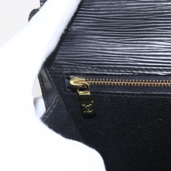 LOUIS VUITTON Epi Serie Dragonne Clutch Bag Black Noir M52612 LV Auth ki6383