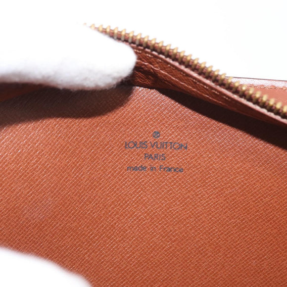 LOUIS VUITTON Monogram Pochette Homme Clutch Bag M51795 LV Auth ki6498