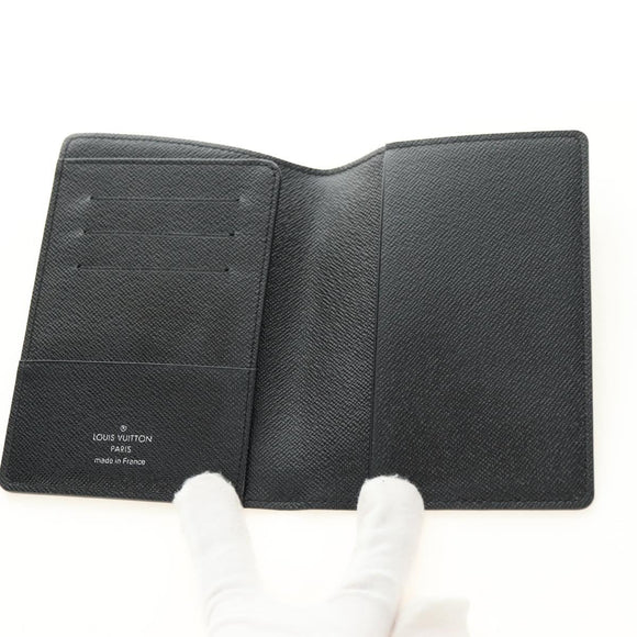 LOUIS VUITTON Damier Graphite Couverture Passport Case N64411 LV Auth ki6663M
