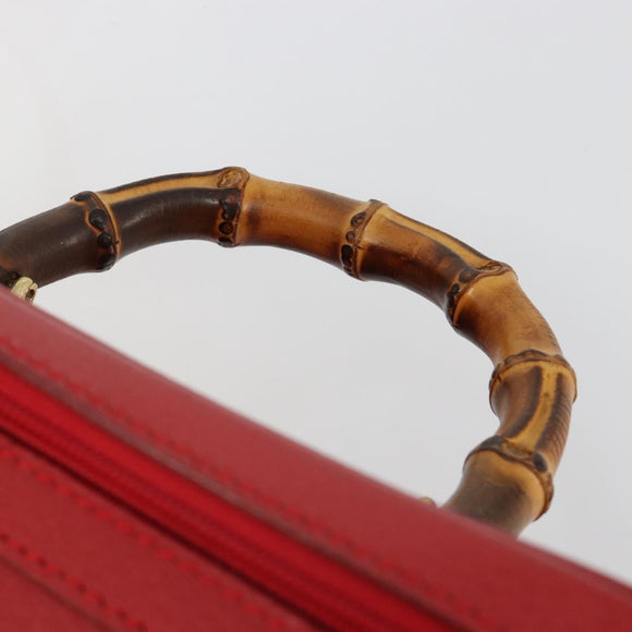 Miu Miu Matelasse Vanity Shoulder Bag Leather 2way Red Gold Auth ki6687A