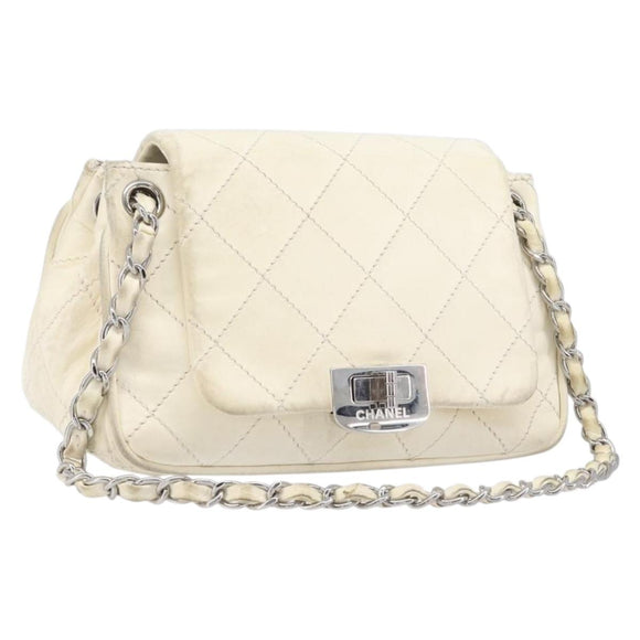 CHANEL Chain Shoulder Bag Leather Beige Silver CC Auth ki6841A