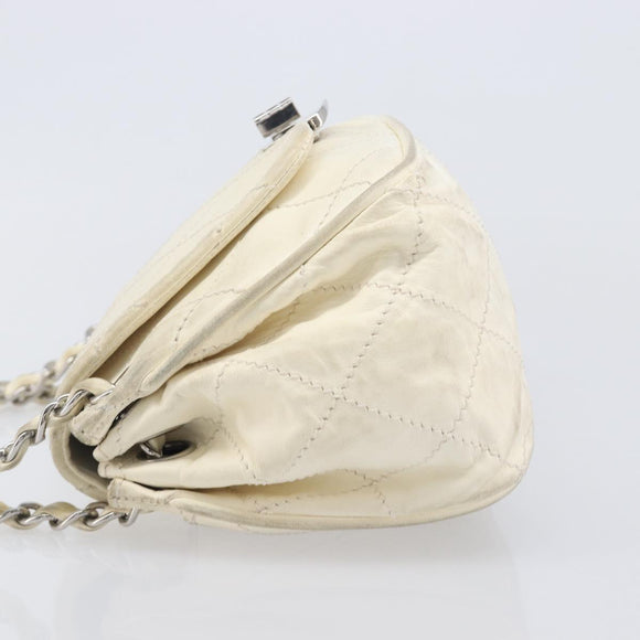 CHANEL Chain Shoulder Bag Leather Beige Silver CC Auth ki6841A