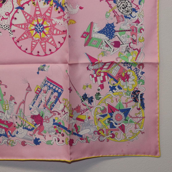 HERMES Carre 90 Scarf Silk Pink Yellow ""La Folle Parade"" Auth ki6876M