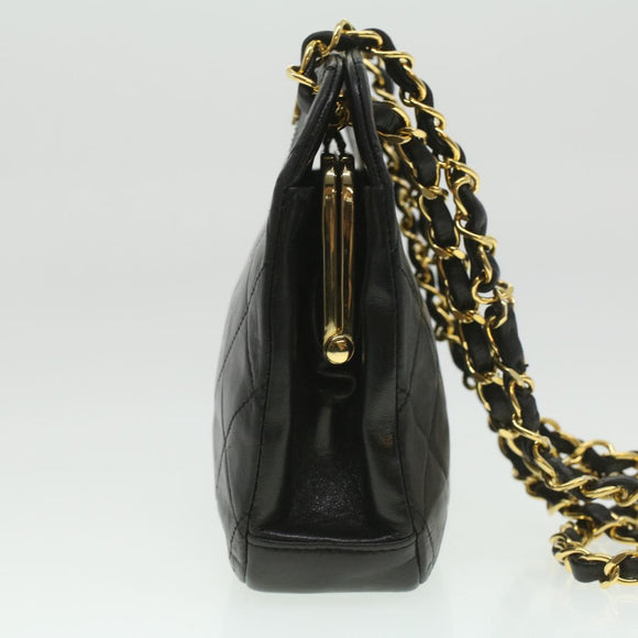 CHANEL Matelasse Clasp Chain Shoulder Bag Lamb Skin Black CC Auth kk164