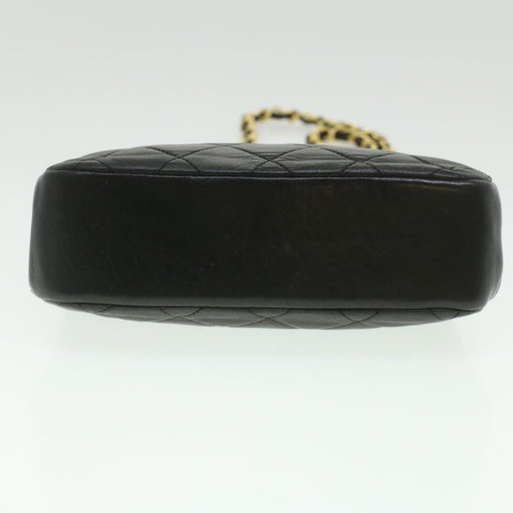 CHANEL Matelasse Clasp Chain Shoulder Bag Lamb Skin Black CC Auth kk164