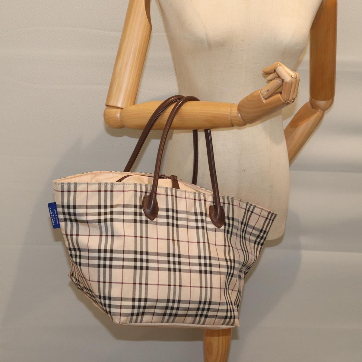 BURBERRY Nova Check Blue Label Tote Bag Nylon Pink Auth kk214