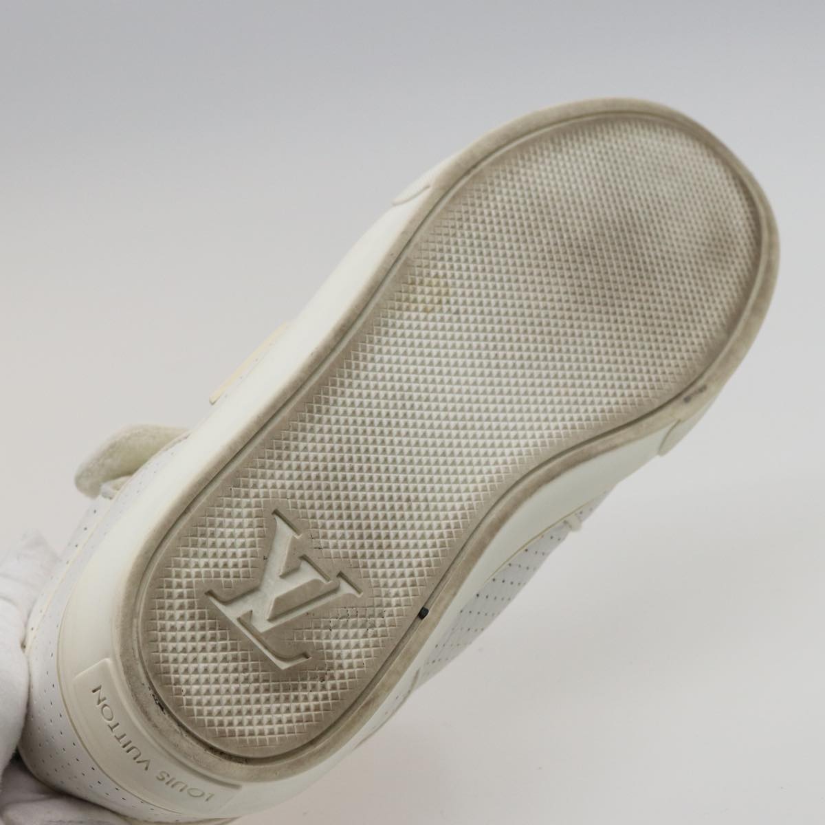 LOUIS VUITTON sneakers Leather White LV Auth kk232