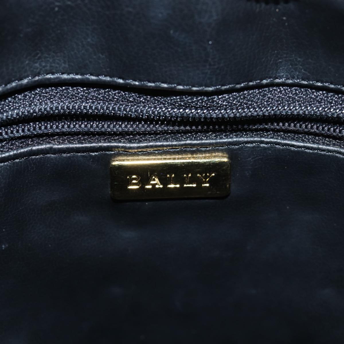 BALLY Quilted Chain Shoulder Bag Leather Black Auth kk247