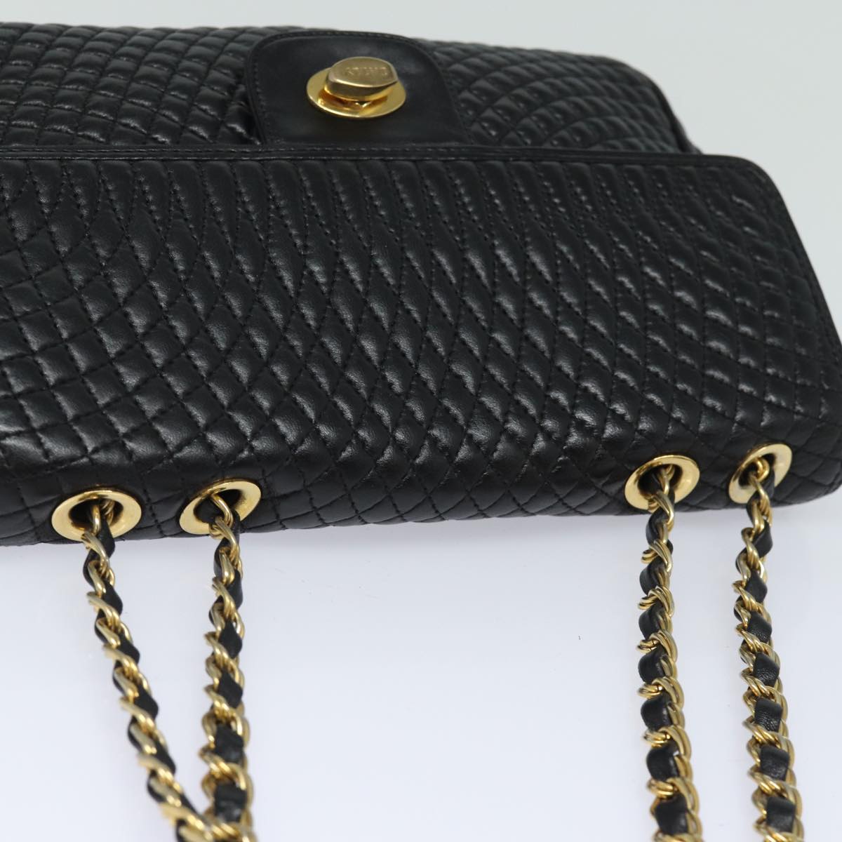 BALLY Quilted Chain Shoulder Bag Leather Black Auth kk268