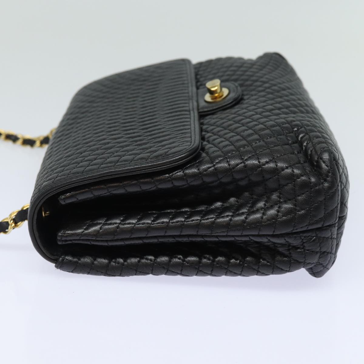 BALLY Quilted Chain Shoulder Bag Leather Black Auth kk270