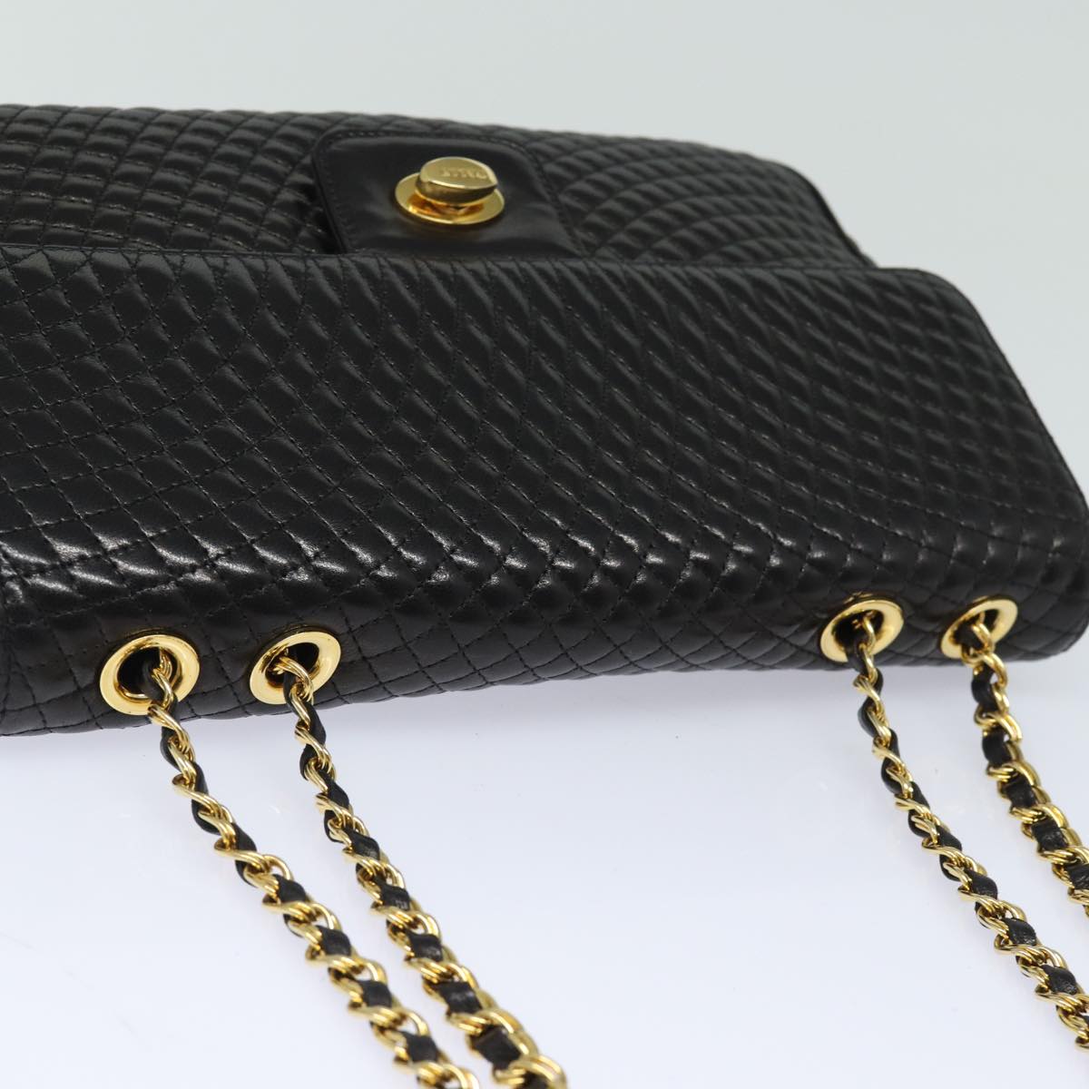 BALLY Quilted Chain Shoulder Bag Leather Black Auth kk282