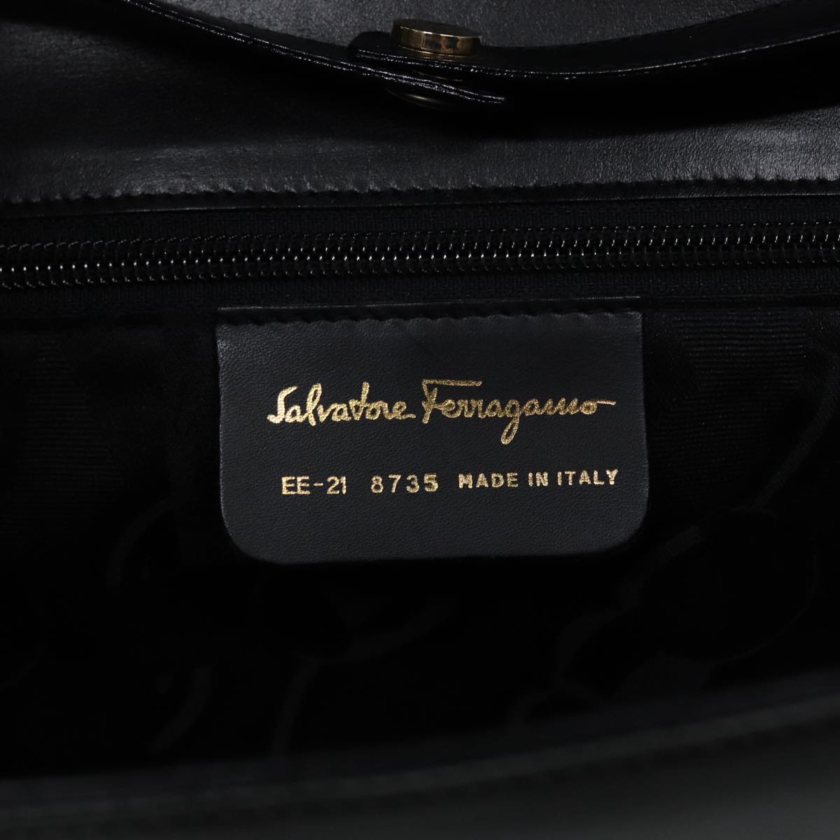 Salvatore Ferragamo Shoulder Bag Leather Black Gold Auth KK289