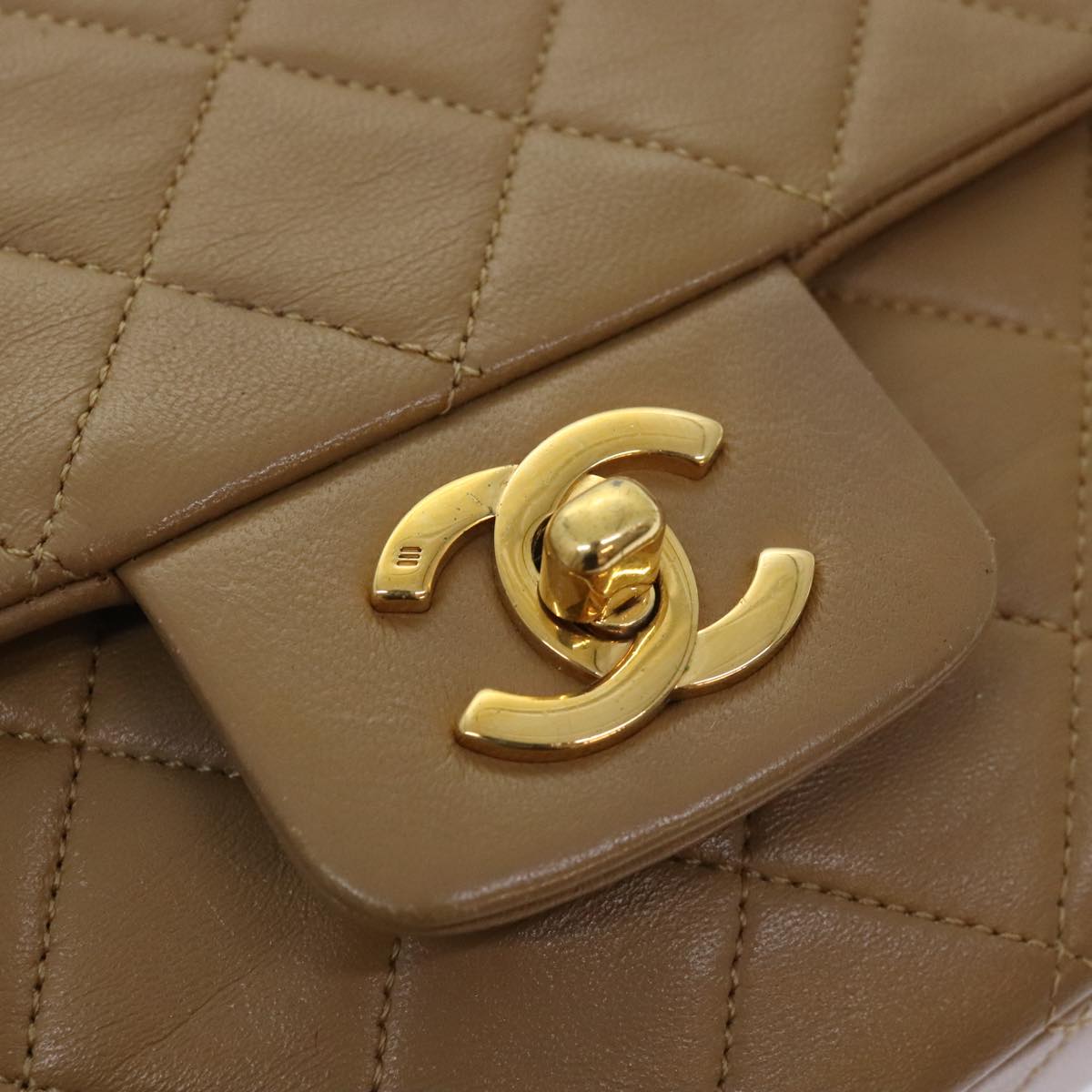 CHANEL Matelasse Turn Lock Chain Shoulder Bag Lamb Skin Brown Gold CC Auth kk335