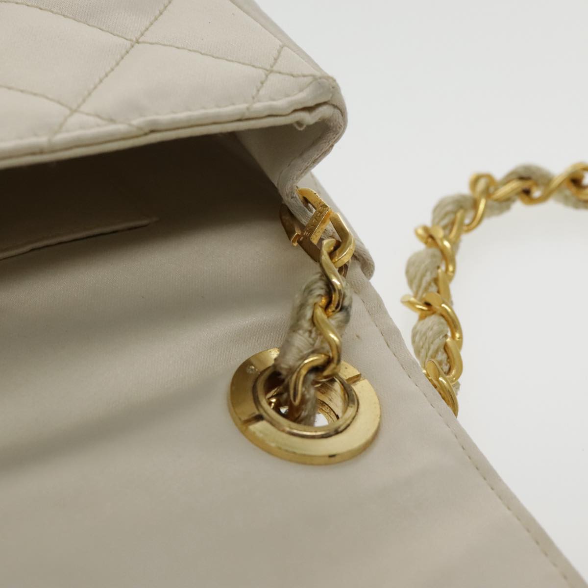 CHANEL Matelasse Chain Shoulder Bag Satin White Gold CC Auth kk366A