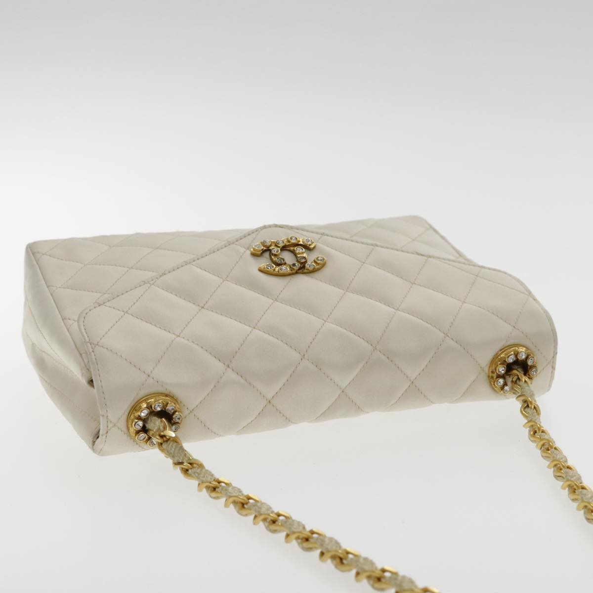 CHANEL Matelasse Chain Shoulder Bag Satin White Gold CC Auth kk366A