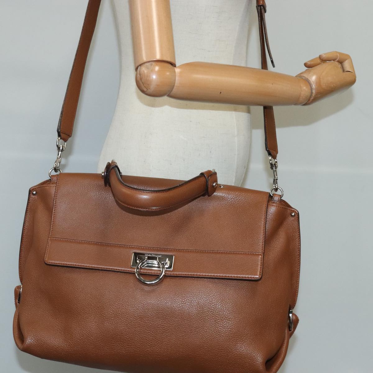 Salvatore Ferragamo Gancini Hand Bag Leather 2way Brown Silver Auth kk389