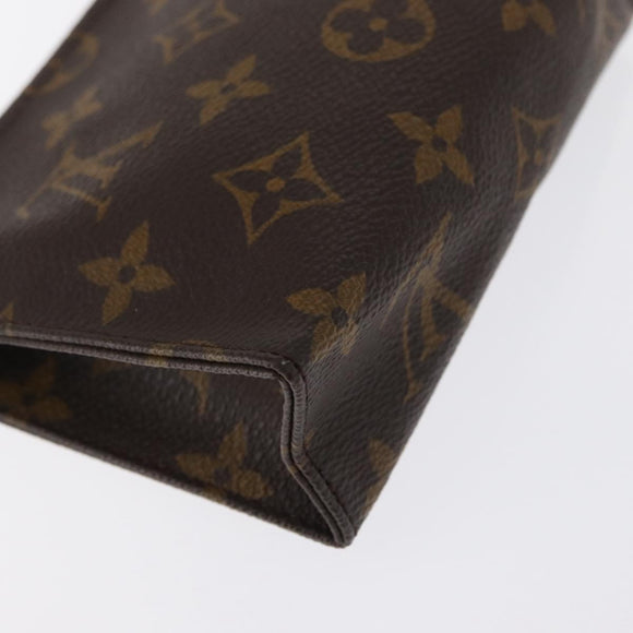 LOUIS VUITTON Monogram Poche Toilette 15 Pouch M47546 LV Auth kk612
