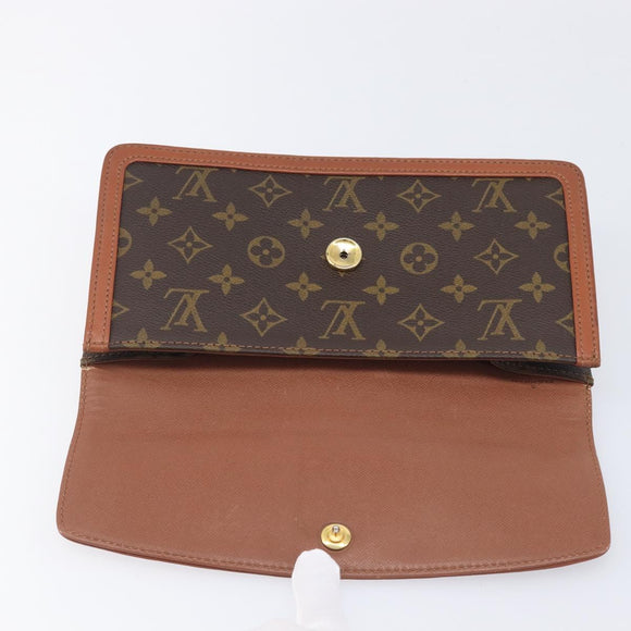 LOUIS VUITTON Monogram Pochette Dam PM Clutch Bag M51812 LV Auth kk738