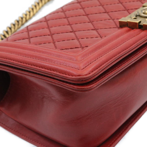 CHANEL Boy Chanel Matelasse Chain Flap Shoulder Bag Leather Red CC Auth knn010