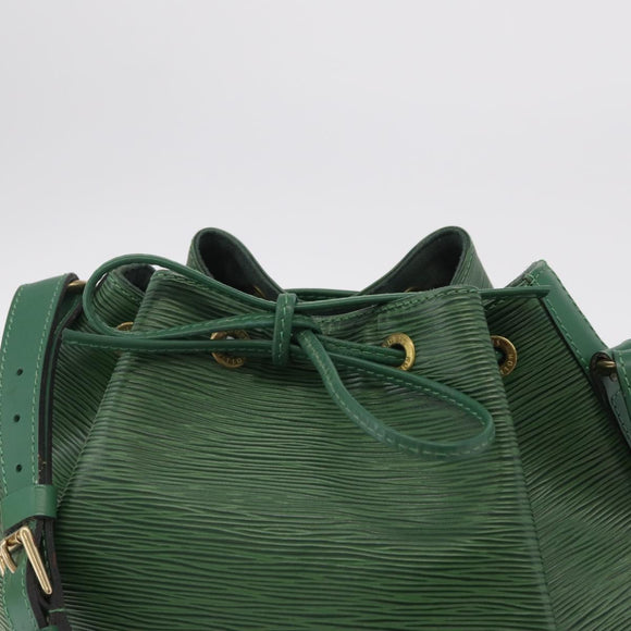LOUIS VUITTON Epi Petit Noe Shoulder Bag Green M44104 LV Auth LN011V