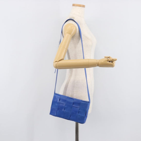 Bottega Veneta MAXI INTRECCIATO Cassette Shoulder Bag Leather Blue Silver Auth LN028V