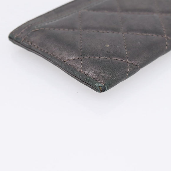 CHANEL Matelasse Card Case Lamb Skin Gray Silver CC Auth LN111