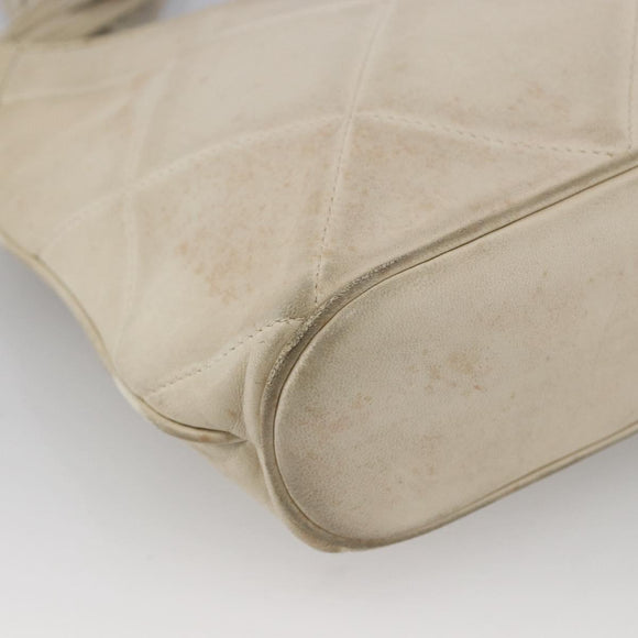 CHANEL Matelasse Shoulder Bag Lamb Skin Ivory Gold CC Auth LNZ015A