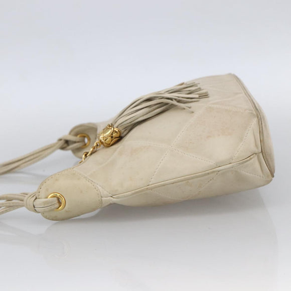 CHANEL Matelasse Shoulder Bag Lamb Skin Ivory Gold CC Auth LNZ015A