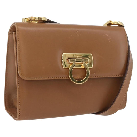 Salvatore Ferragamo Gancini Shoulder Bag Leather Beige Gold Auth BSZ647