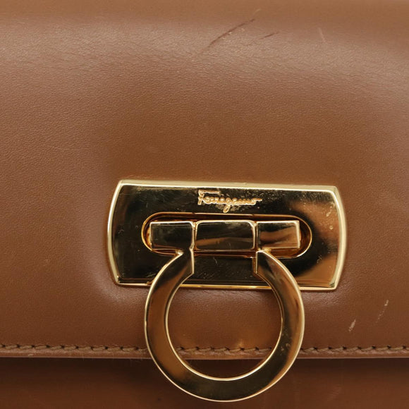 Salvatore Ferragamo Gancini Shoulder Bag Leather Beige Gold Auth BSZ647