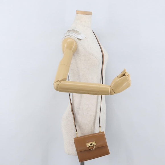 Salvatore Ferragamo Gancini Shoulder Bag Leather Beige Gold Auth BSZ647