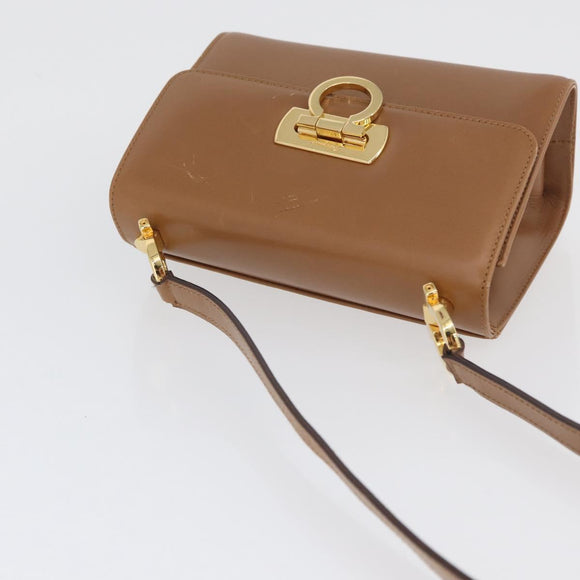 Salvatore Ferragamo Gancini Shoulder Bag Leather Beige Gold Auth BSZ647