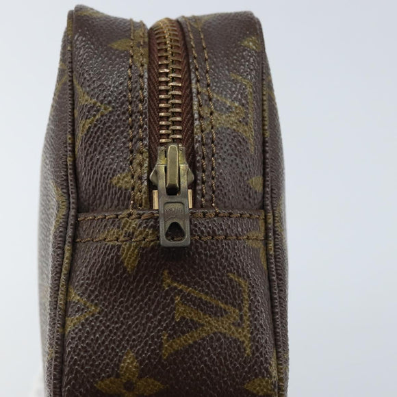LOUIS VUITTON Monogram Trousse Toilette 18 Pouch M47526 LV Auth LNZ171