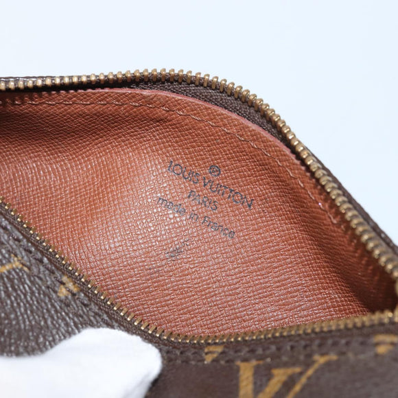 LOUIS VUITTON Monogram Papillon Pouch LV Auth LNZ201