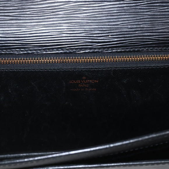 LOUIS VUITTON Epi Serie Dragonne Clutch Bag Black Noir M52612 LV Auth LNZ266