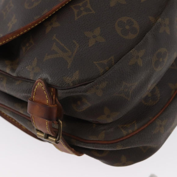 LOUIS VUITTON Monogram Saumur 30 Shoulder Bag M42256 LV Auth LNZ272