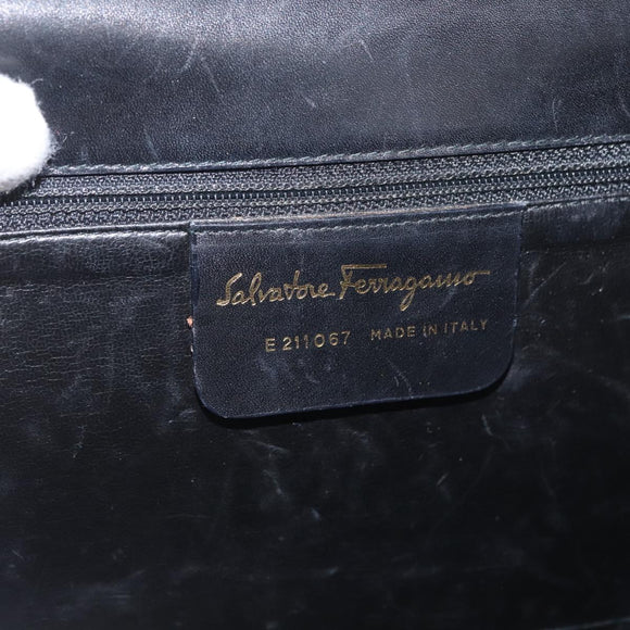 Salvatore Ferragamo Gancini Shoulder Bag Leather Black Gold Auth LNZ598
