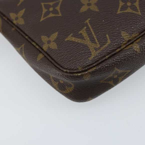 LOUIS VUITTON Monogram Pochette Accessoires Pouch M51980 LV Auth LNZ664