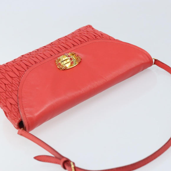 Miu Miu Matelassé Umhängetasche Leder 2way Rot Gold Auth LNZ743V